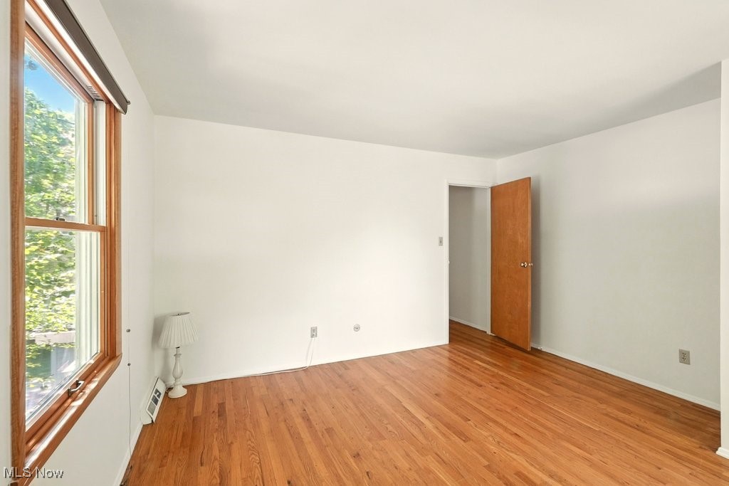 University Manor - Residential