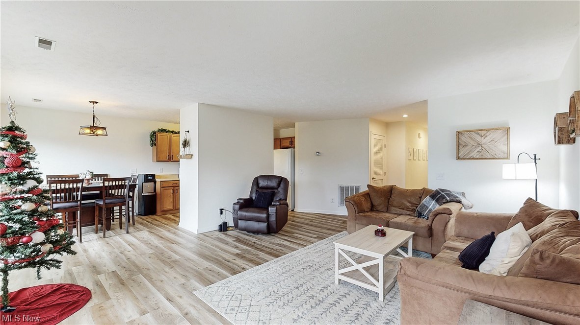 Enclave At Shale Creek - Residential