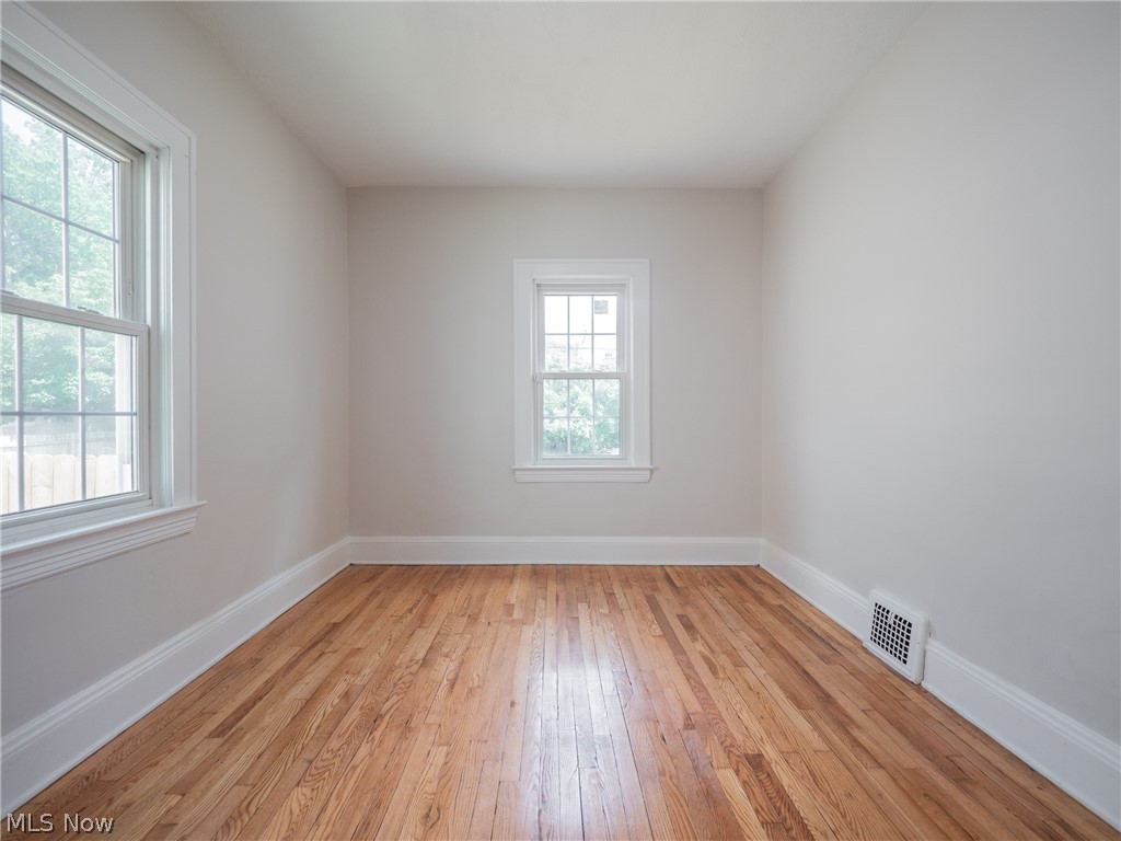 Lecona - Residential