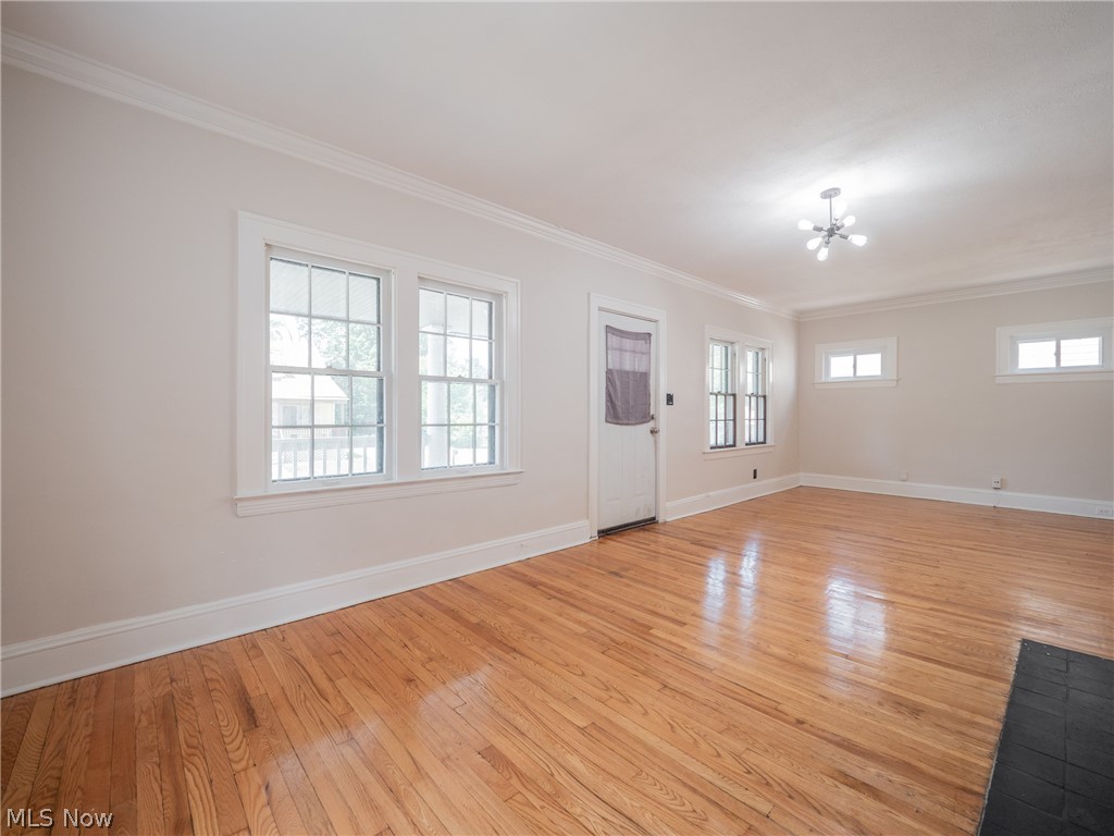 Lecona - Residential