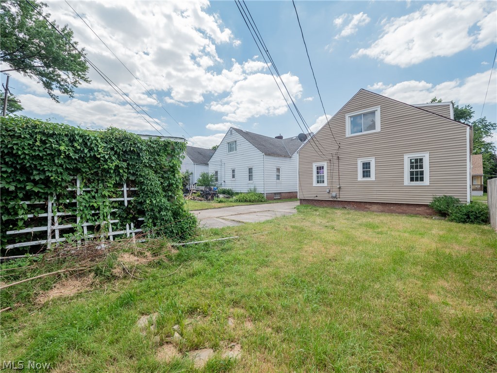 Lecona - Residential