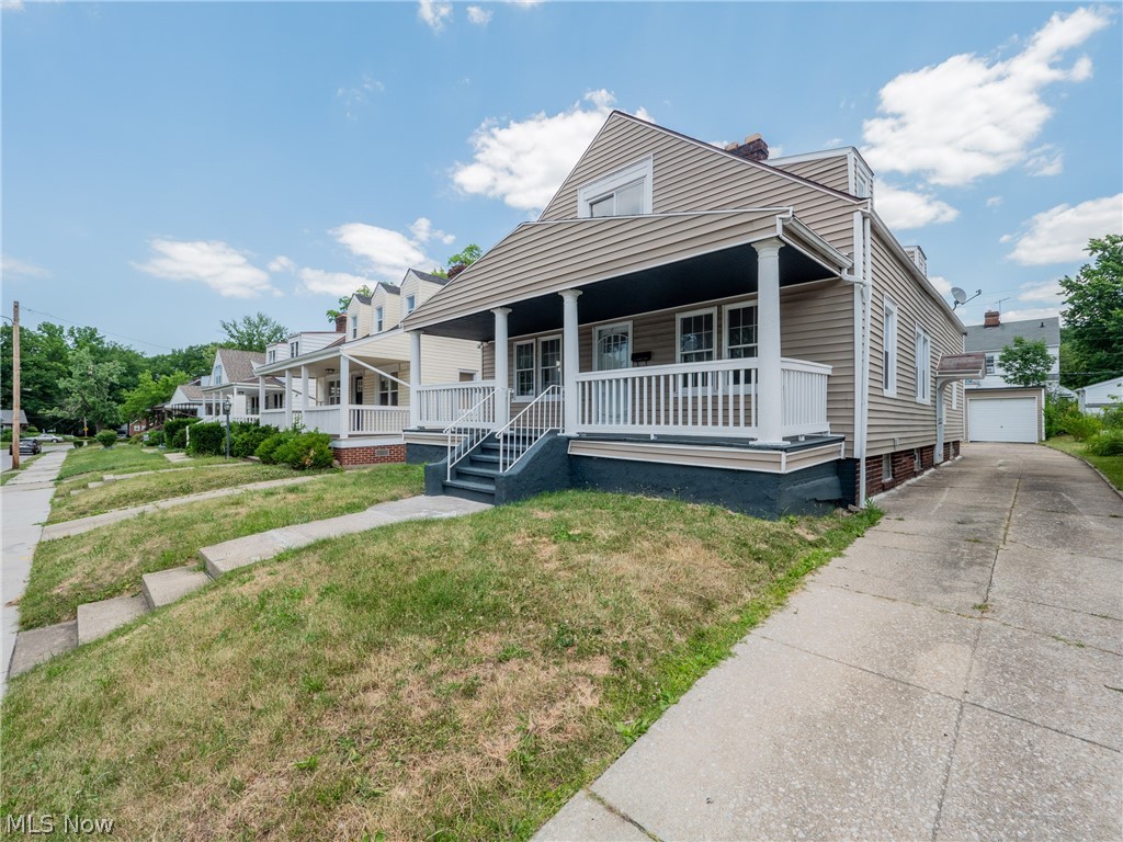 Lecona - Residential