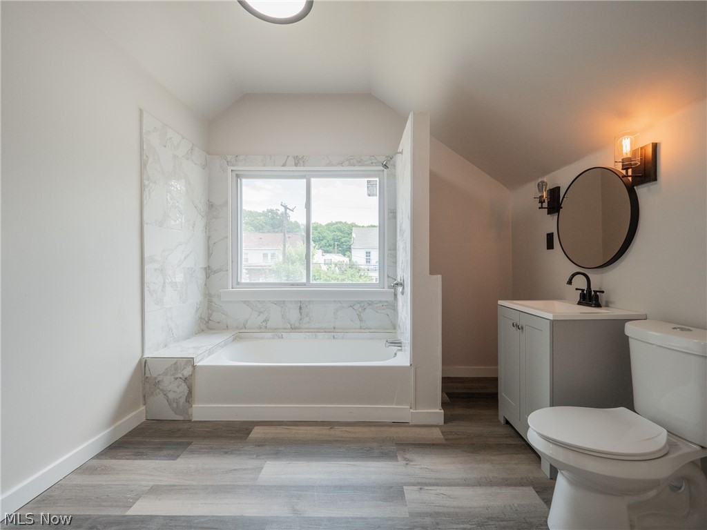 Lecona - Residential