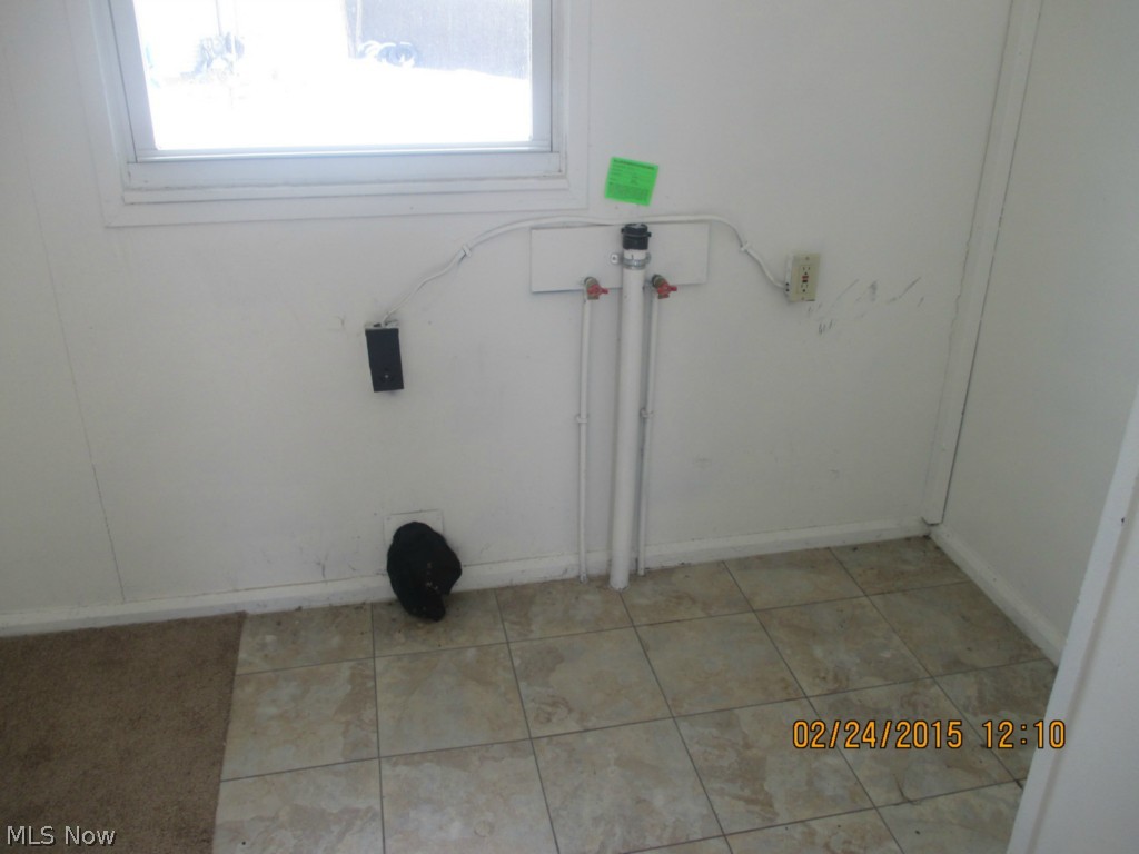 Paul J & Irene E Emch Allotmen - Residential Income