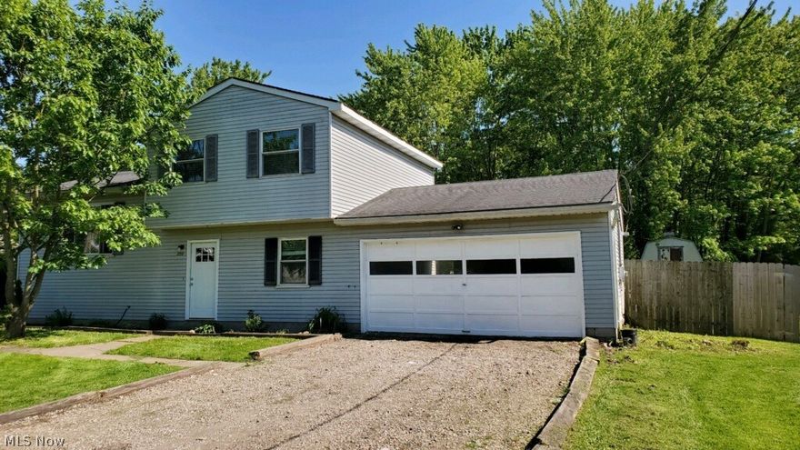 Great location convenient to many natural attractions as well as PA and Ohio Shopping! Turn key and ready for a new owner to move in and call this house "home".
Seller has updated many things here including a fresh new kitchen! Priced right to allow the new owner to finish some updating and add their personal touches. Fully fenced in the backyard and huge garage!