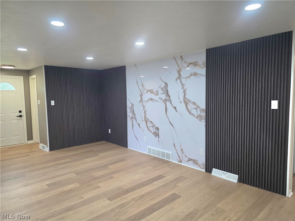 Deerfield Estates Trm Land Compan - Residential