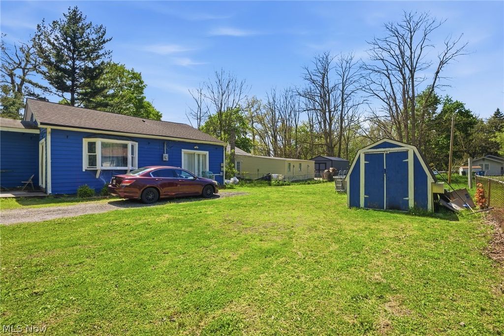 Photo of 622 Riverside Boulevard, Eastlake, OH 44095 (MLS # 5206700)