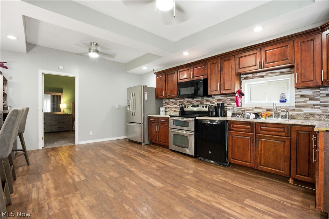 Lake Shore Blvd Estates 2 - Residential