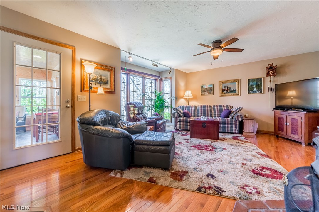 Black River 03 - Residential