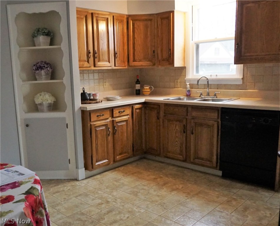 Larchmont Estates - Residential