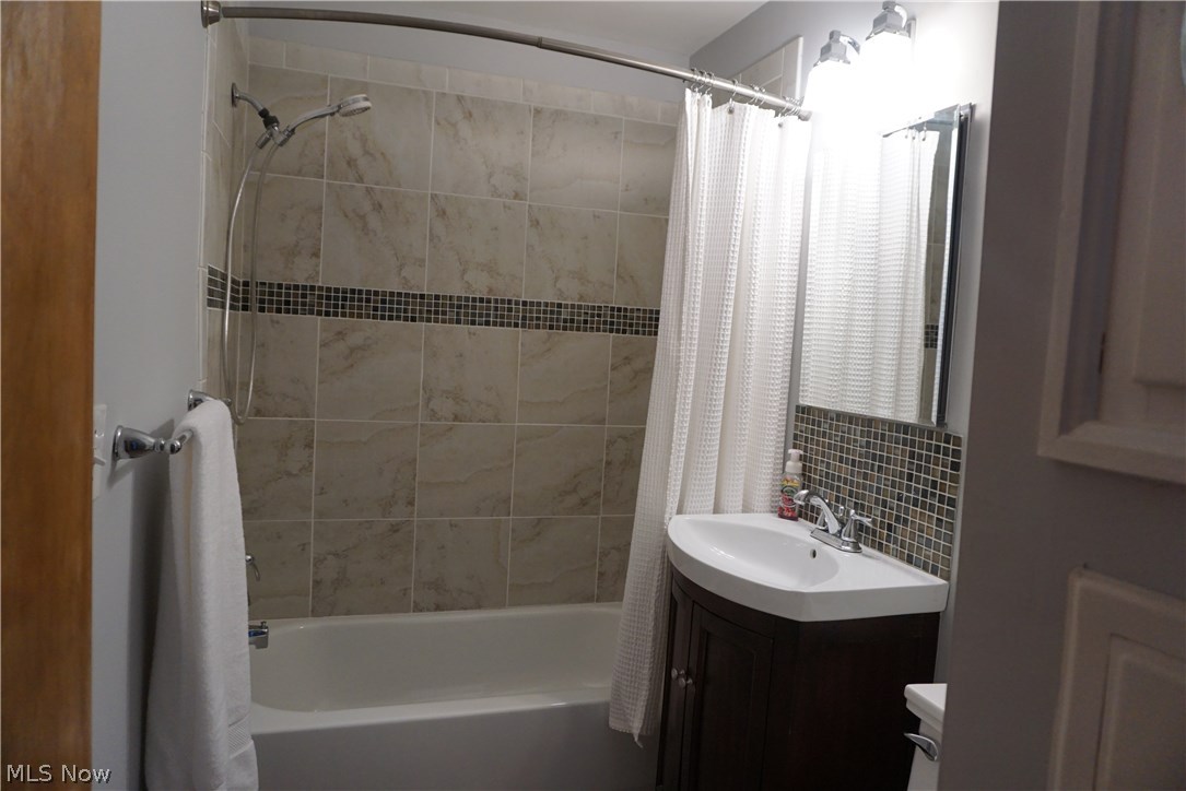 Larchmont Estates - Residential