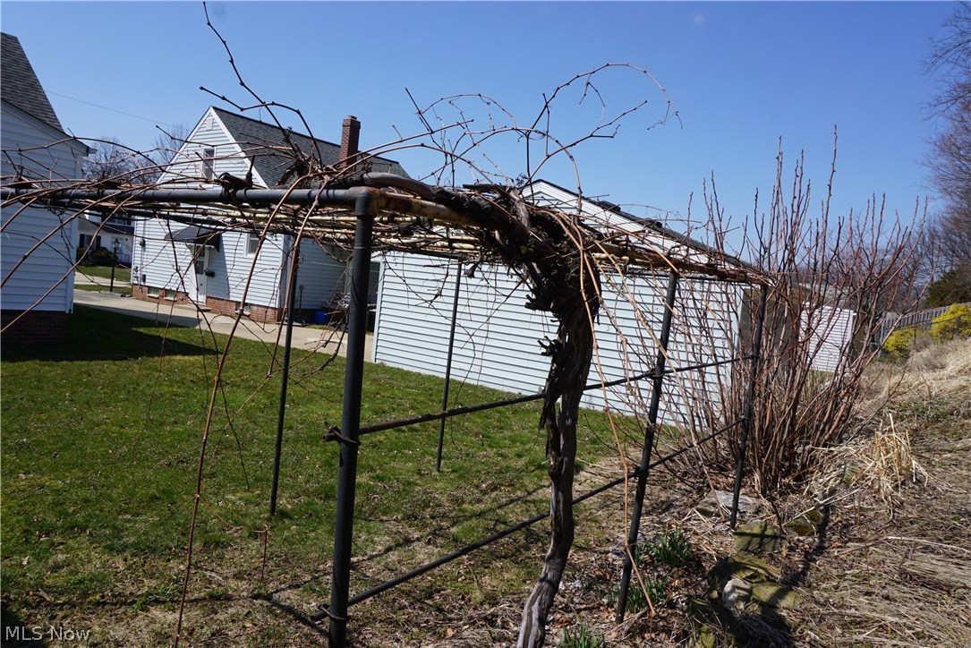 Larchmont Estates - Residential