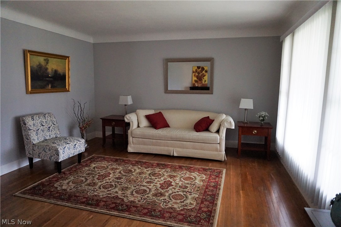 Larchmont Estates - Residential