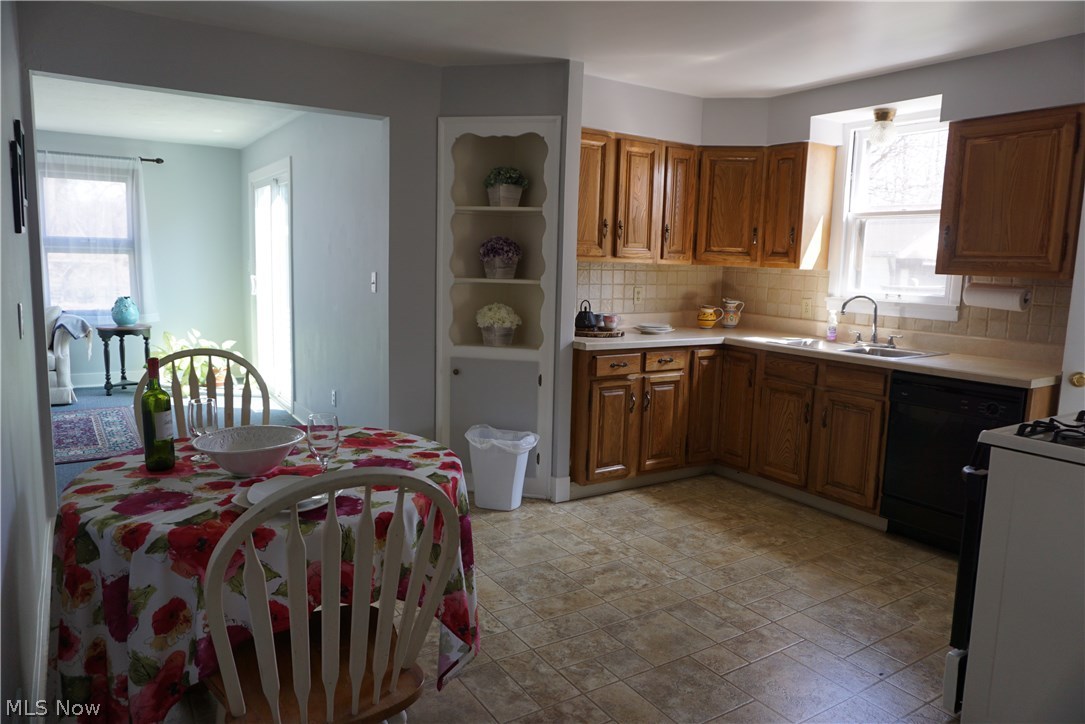 Larchmont Estates - Residential