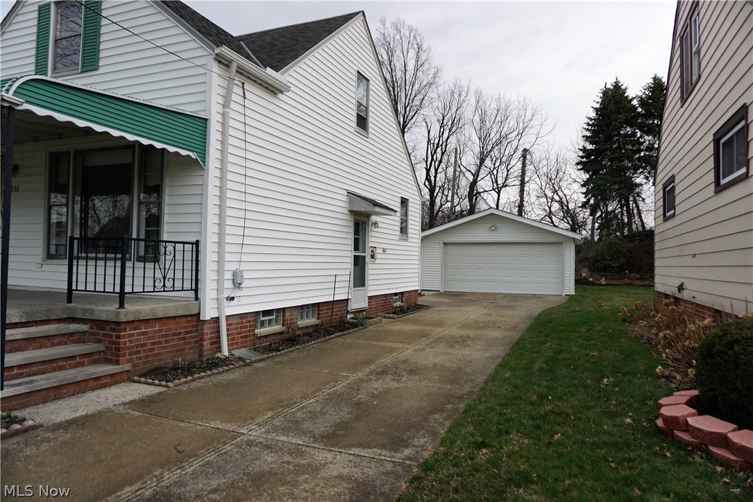 Larchmont Estates - Residential