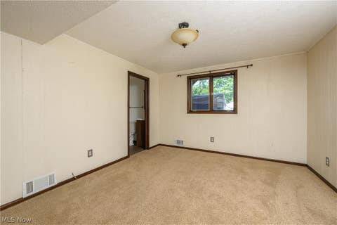 Tiny photo for 5326 Hillsboro Avenue SE, Canton, OH 44707 (MLS # 5239763)
