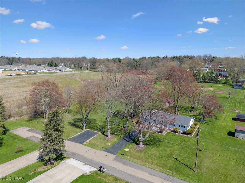 Chester Avenue, Louisville, Ohio image 6