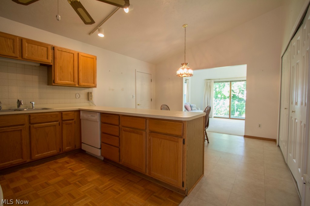 Bridgeport Colony Condo 02 - Residential