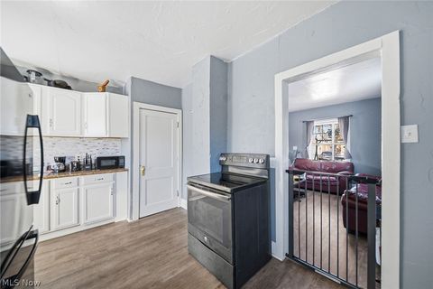 Tiny photo for 3323 Dallas Avenue, Lorain, OH 44055 (MLS # 5187614)