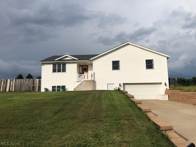 BREEZEWOOD MANOR - Residential