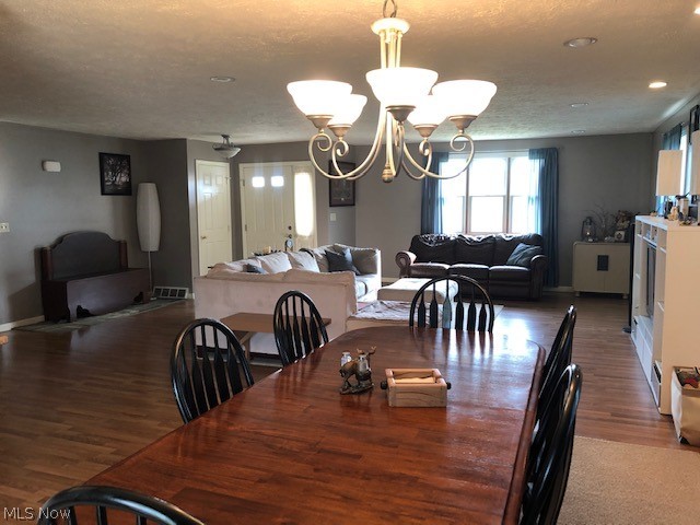 BREEZEWOOD MANOR - Residential