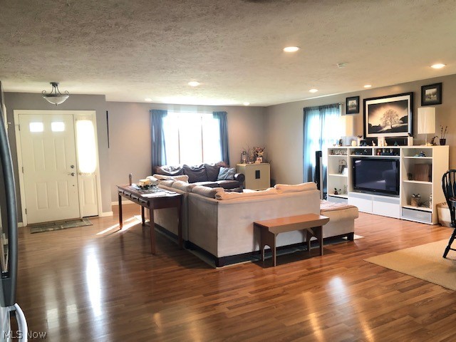 BREEZEWOOD MANOR - Residential