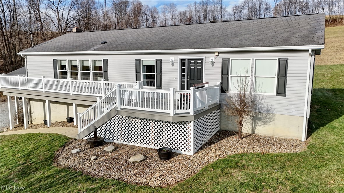 9715 Walnut Creek Bottom Road, Dundee, Ohio image 3