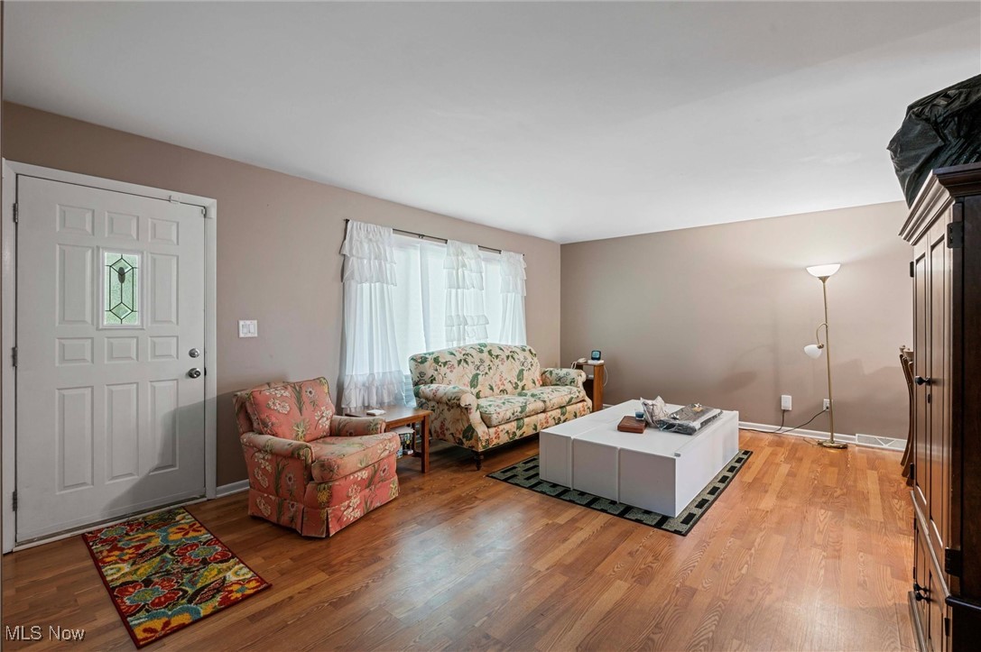 3786 Bryant Drive, Youngstown, Ohio image 3