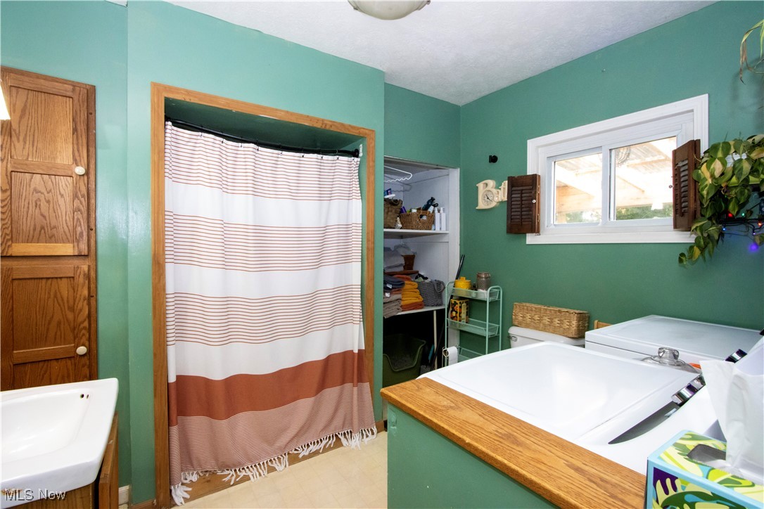 270 Church St St, Shreve, Ohio image 16