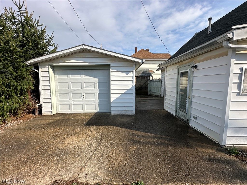 Photo of 409 East Street, Caldwell, OH 43724 (MLS # 5203152)