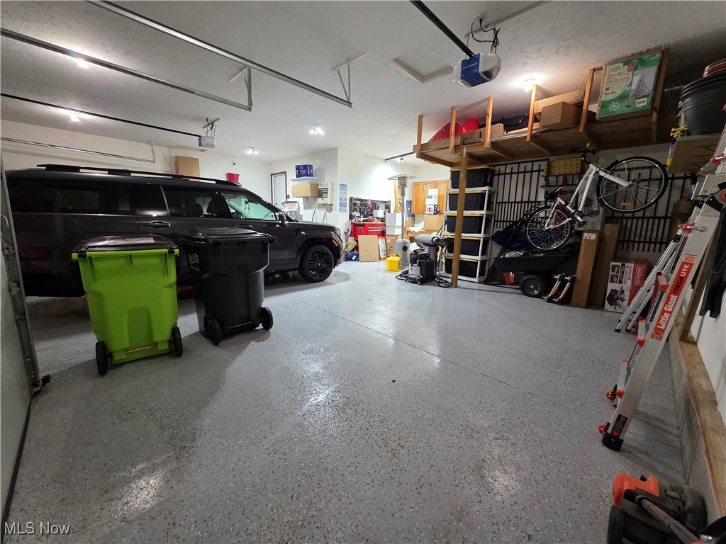 Rolling Hills - Residential Lease