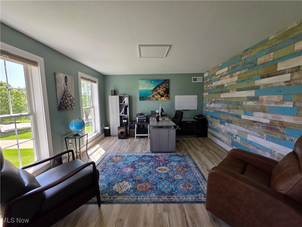 Rolling Hills - Residential Lease