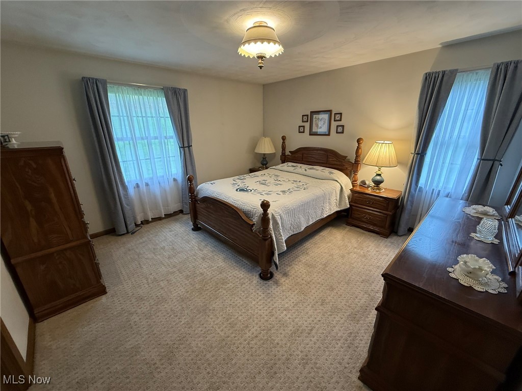 2476 Willow Brook Drive, Dover, Ohio image 25
