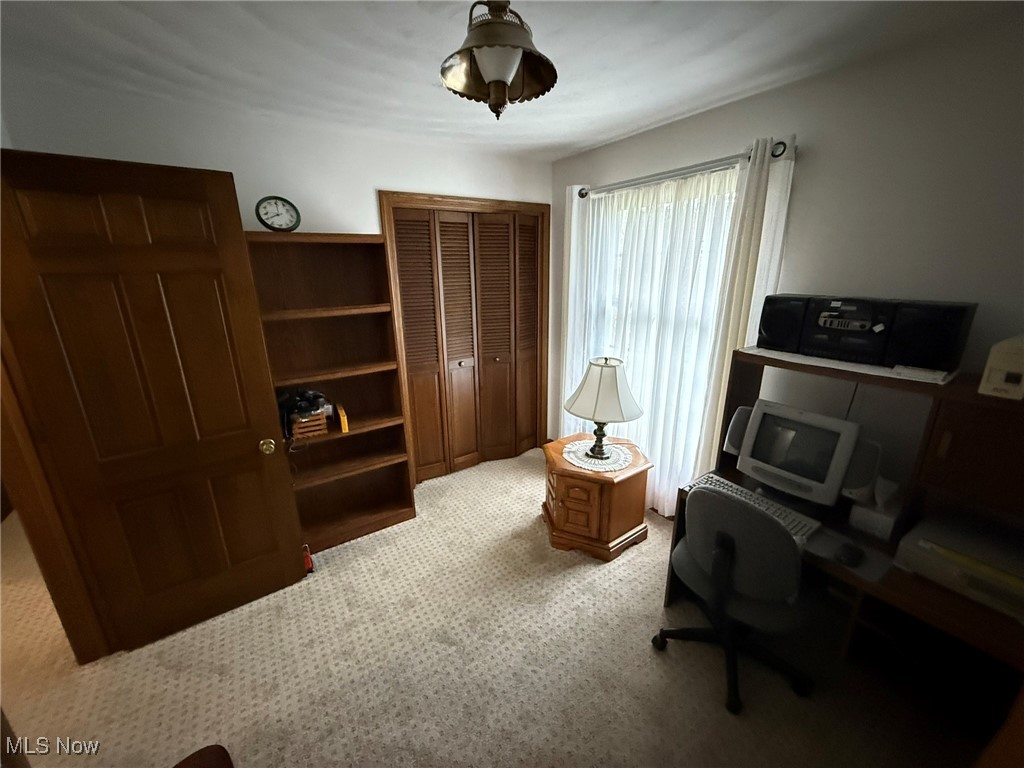 2476 Willow Brook Drive, Dover, Ohio image 20