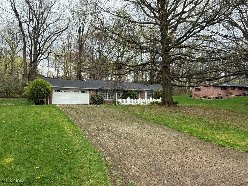 2476 Willow Brook Drive, Dover, Ohio image 44