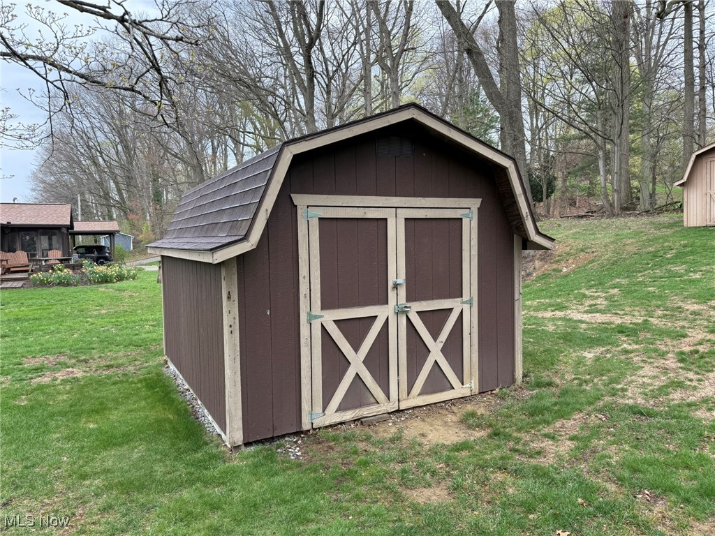 2476 Willow Brook Drive, Dover, Ohio image 42