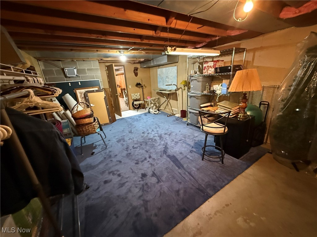 2476 Willow Brook Drive, Dover, Ohio image 34