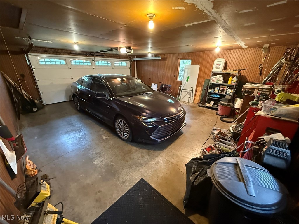 2476 Willow Brook Drive, Dover, Ohio image 36