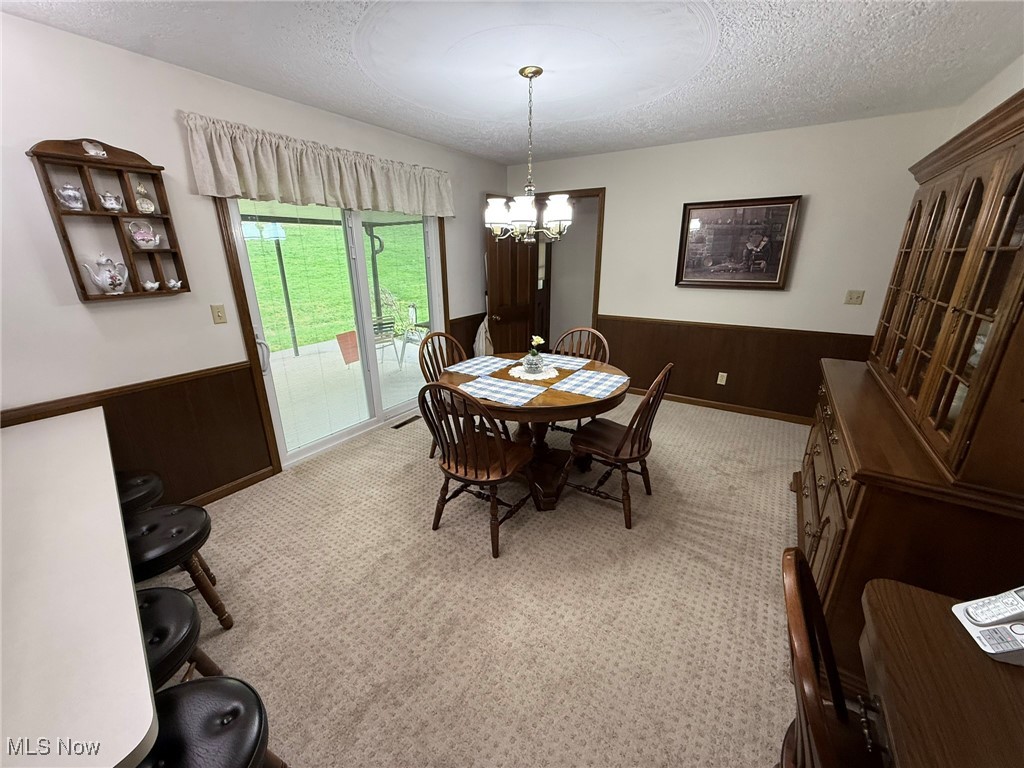 2476 Willow Brook Drive, Dover, Ohio image 12