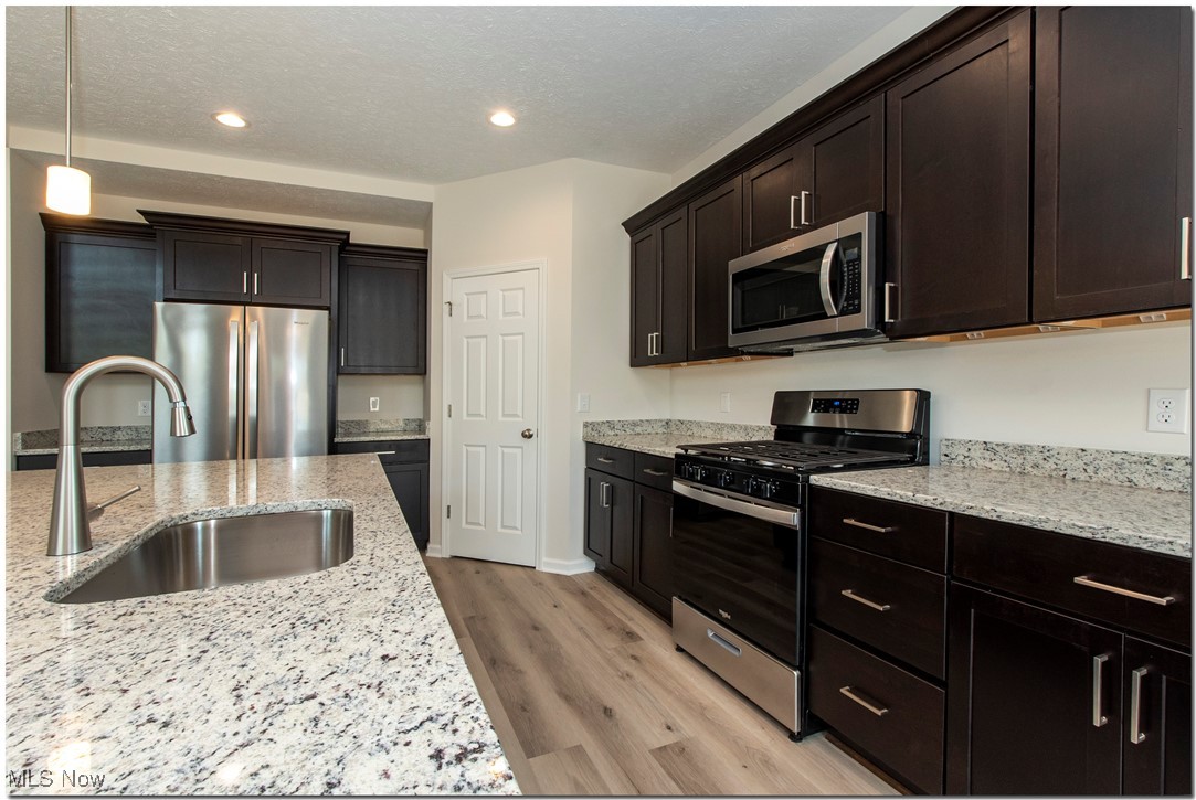 Cold Creek Crossing - Residential