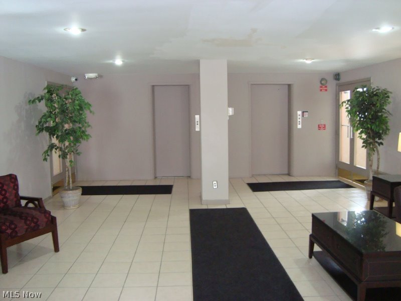 Carlton House - Residential