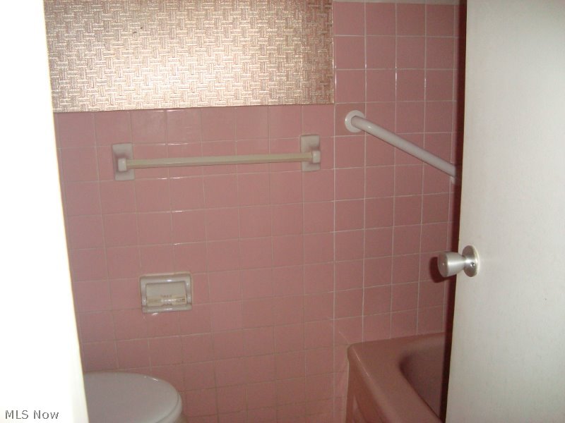 Carlton House - Residential