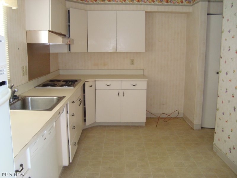 Carlton House - Residential