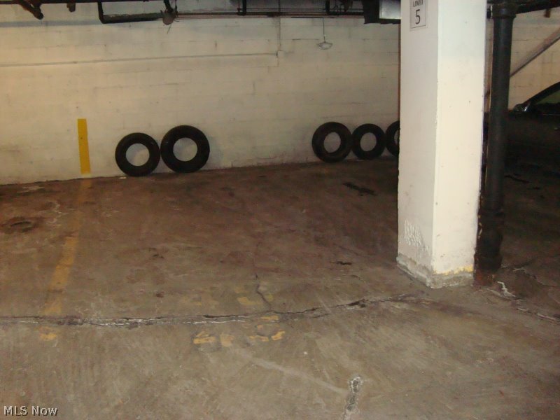 Carlton House - Residential