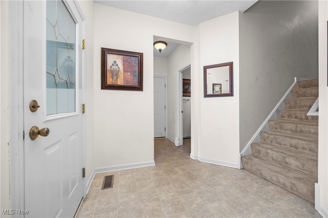 Commons/Falls Condo Ph 02 - Residential