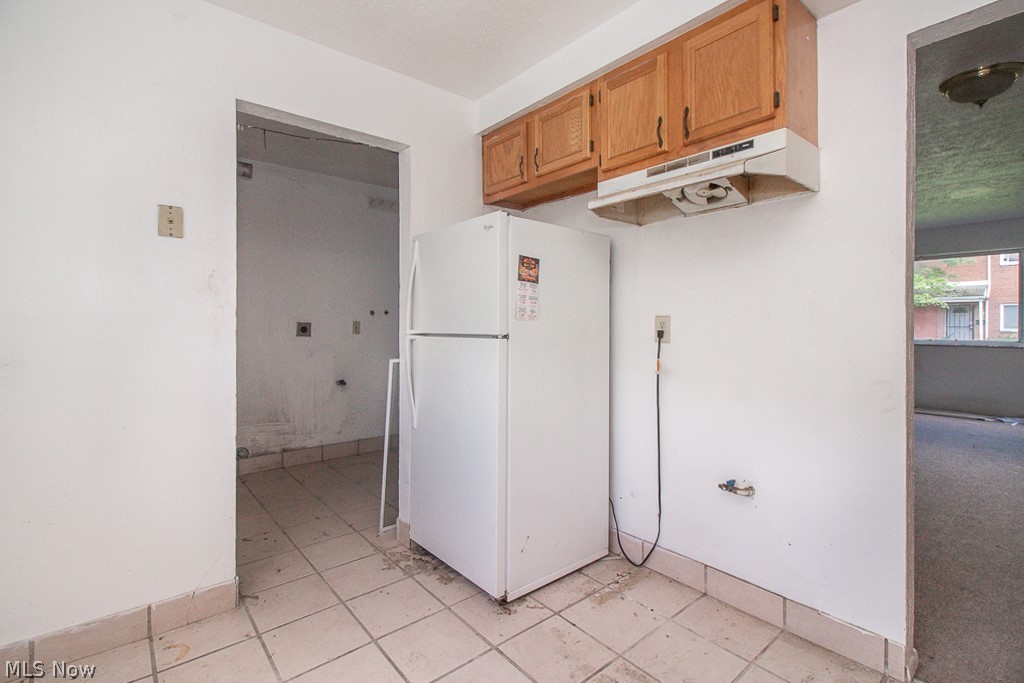 Banbury Village Condo - Residential