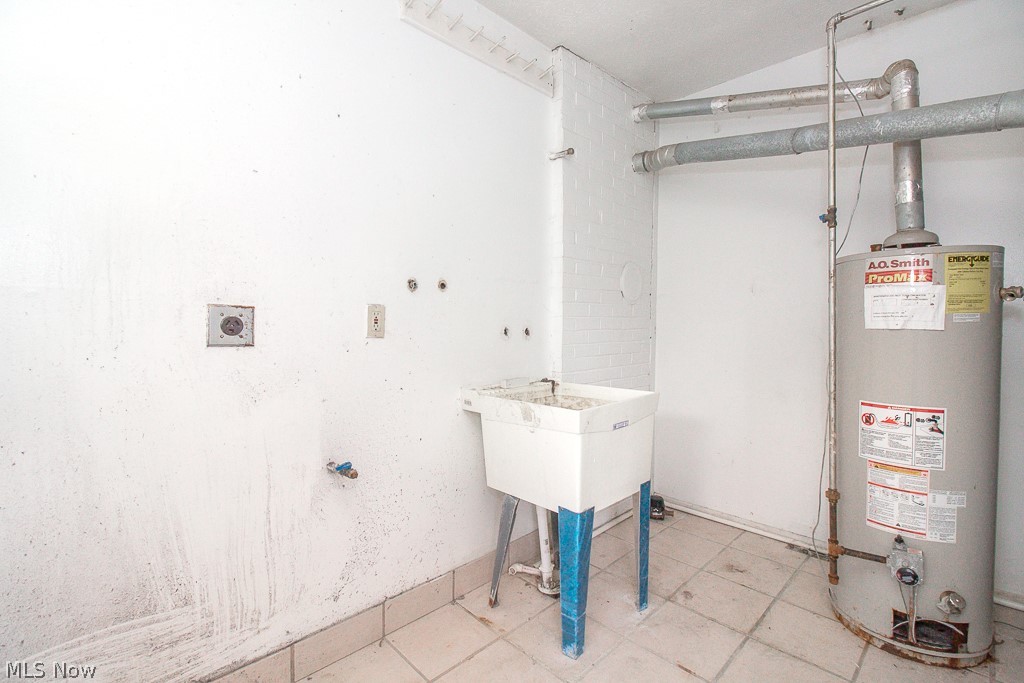 Banbury Village Condo - Residential