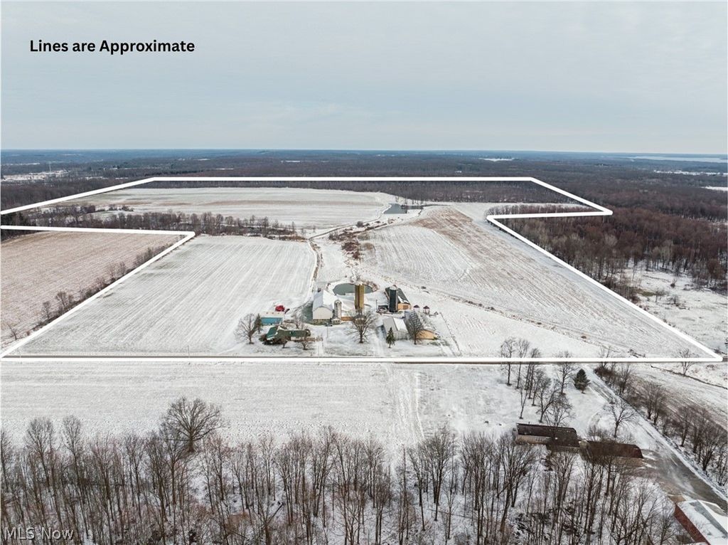 Photo of 5329 Slater Road Rd, Williamsfield, OH 44093 (MLS # 5197871)