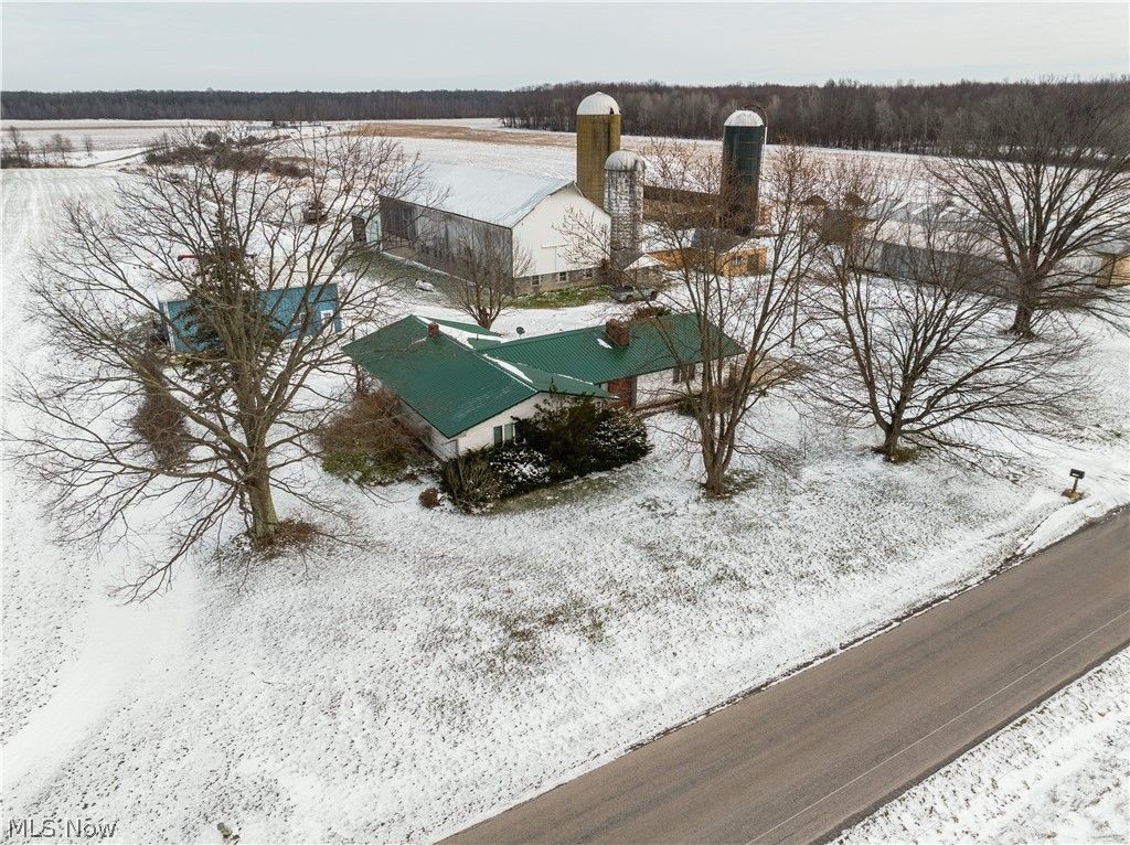 Photo of 5329 Slater Road Rd, Williamsfield, OH 44093 (MLS # 5197871)