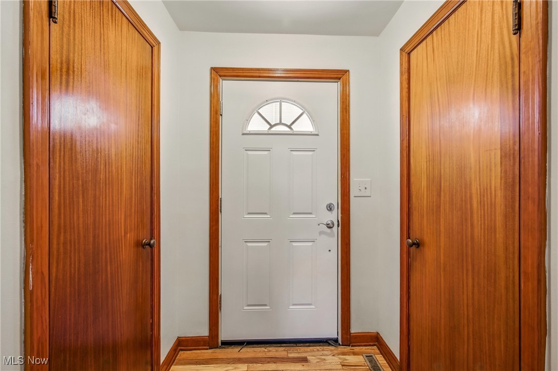 360 Belvedere Avenue, Warren, Ohio image 10
